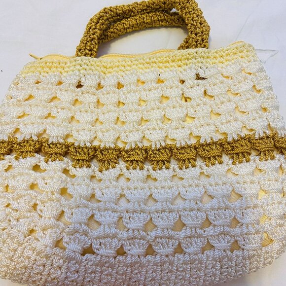 #4706 Hand made crochet one of a kind beige hand bag - Picture 8 of 9